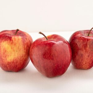 royal delicious apples (red)